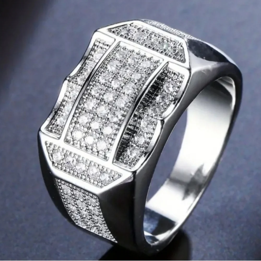 Classic Men's Ring with Geometric Design and Diamond Accents Sz 11